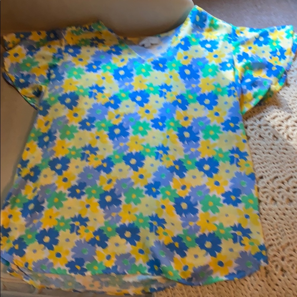 Flutter Short Sleeve Top